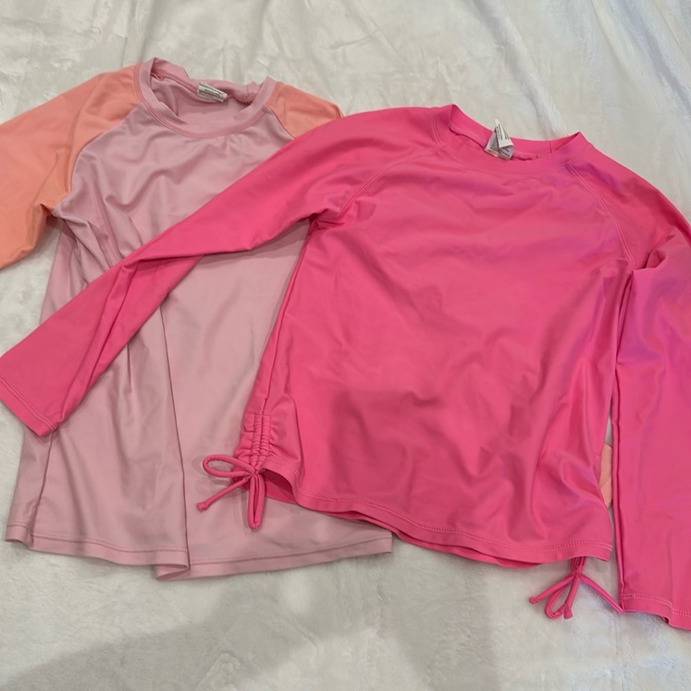kids rash guard.